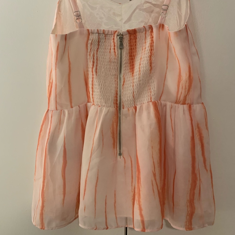 GUESS Top - Picture 6 of 7